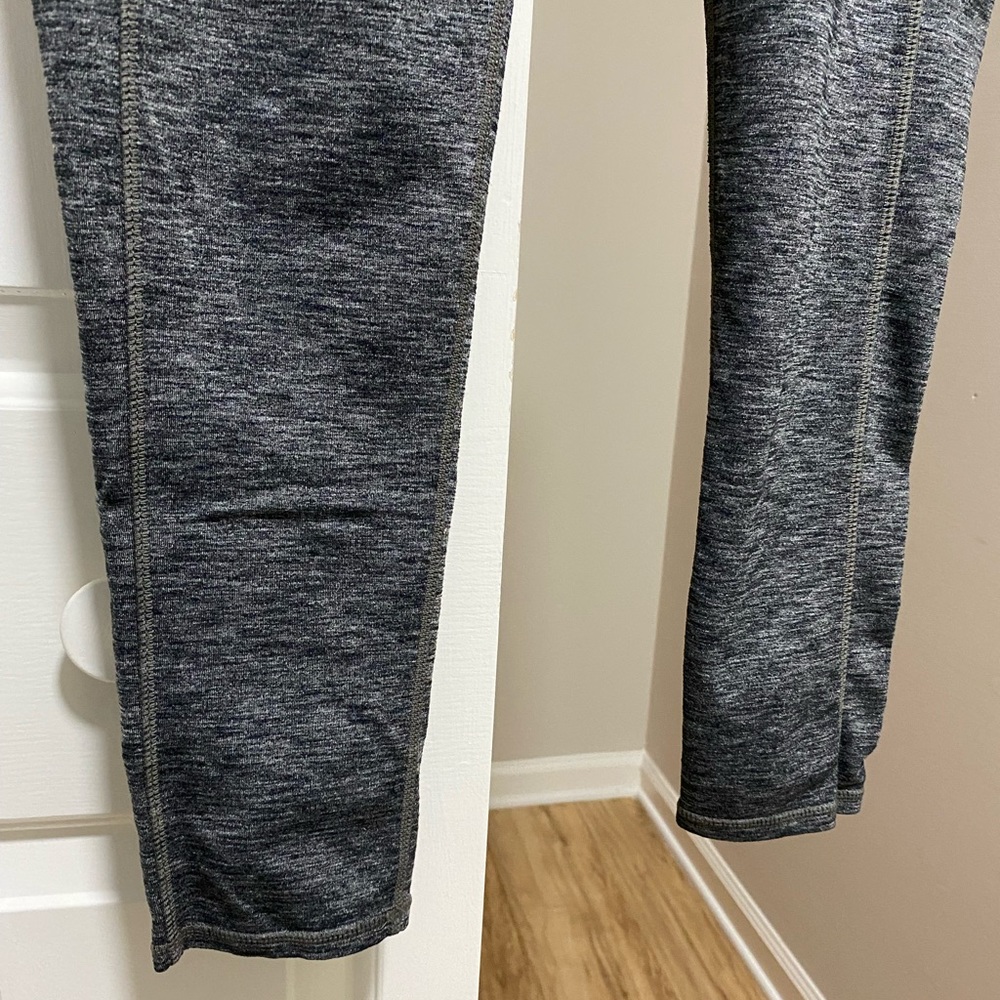 Athleta Gray Patterned Leggings With Zip Pockets - image 3